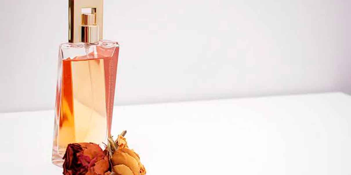 Alarma el alcohol de los perfumes