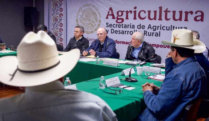 Productores y transportistas llegan a acuerdo con Segob y Sader