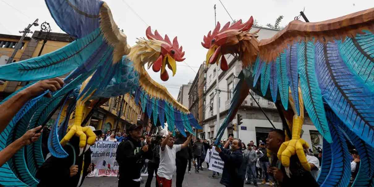 Protestan en CDMX contra reforma que prohíbe corridas de toros y peleas de gallos
