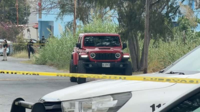 Cinthia Abigail y uno de sus hijos fueron hallados sin vida dentro de una camioneta en Montemorelos.