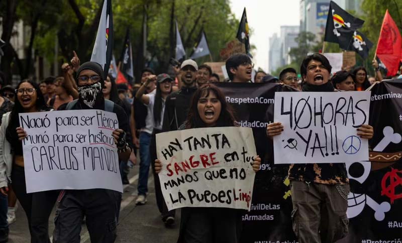 Refuerzan seguridad en Palacio Nacional ante protestas de la CNTE y jóvenes de la “Generación Z”