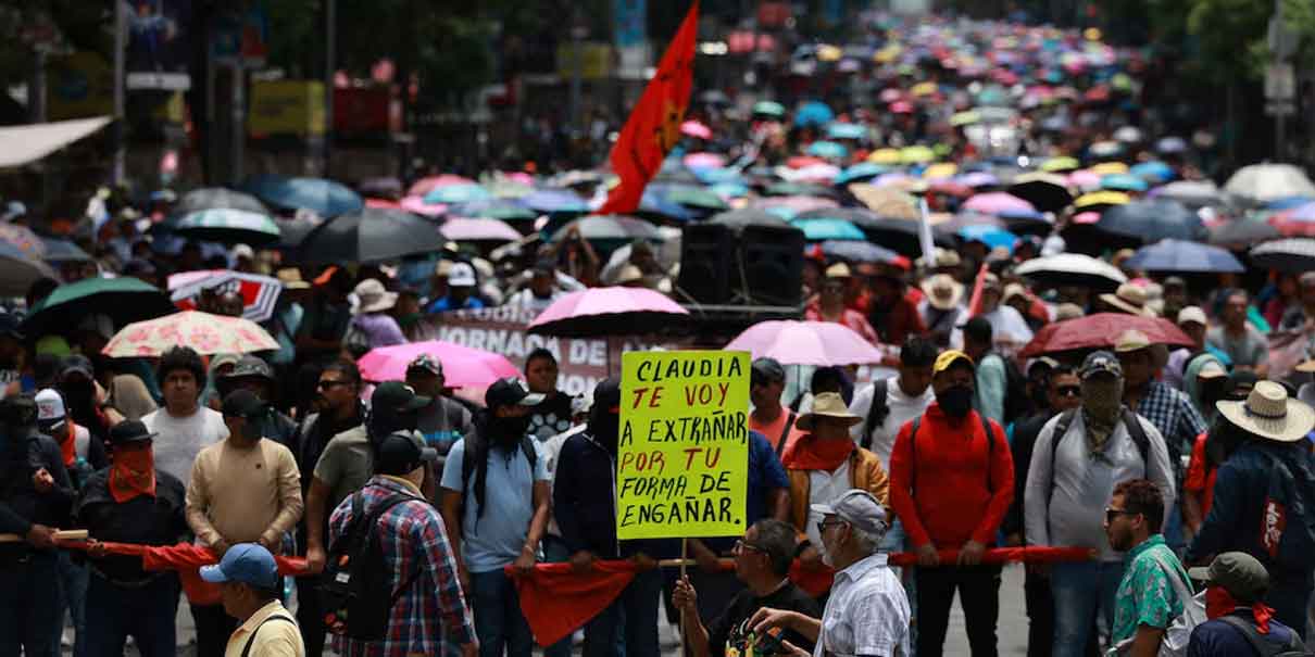 CNTE responde con protesta a tercer plantón de la SEP: exigen fin a descuentos y mejoras laborales