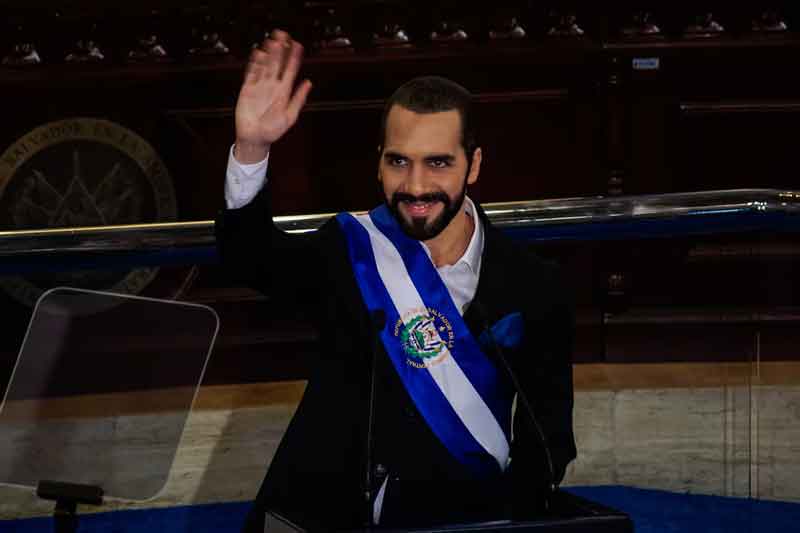 Sin debate, Congreso salvadoreño da luz verde a reelección indefinida