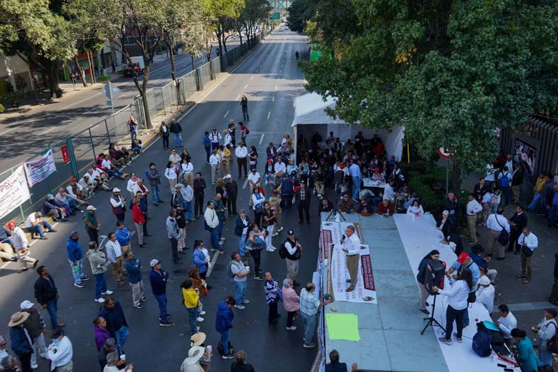 Ingenieros y técnicos de Pemex protestan por aplicación desigual de aumentos