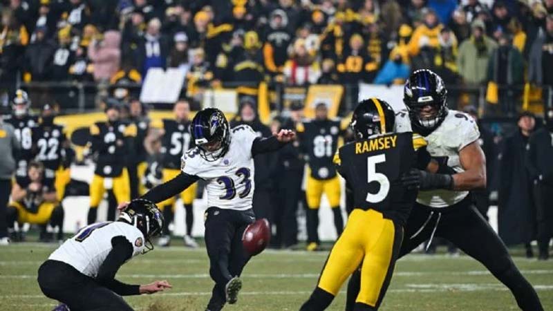 Steelers vencen a Ravens en duelo dramático y avanzan a la Postemporada de la NFL