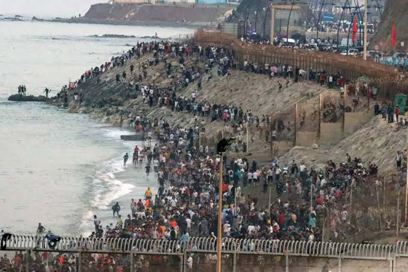 España activó nuevas barreras en El Tarajal para reforzar el control fronterizo entre Marruecos y Ceuta