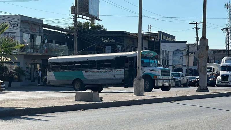 Balaceras y bloqueos en Matamoros: ponchallantas y vehículos incendiados paralizan la ciudad