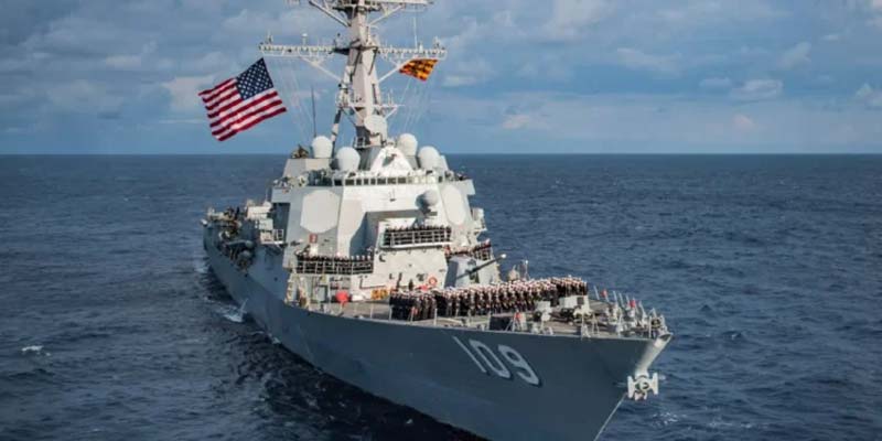 Maduro desafía a EU con maniobra aérea cerca de un buque de la Armada en el Caribe