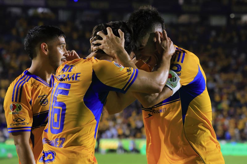 Tigres humilla 7-0 al Puebla y mantiene liderato invicto en el Apertura 2025