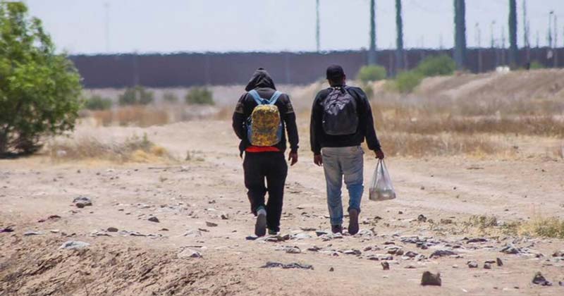 Trump da un paso atrás: ordena retiro de 700 agentes de ICE en Minneapolis