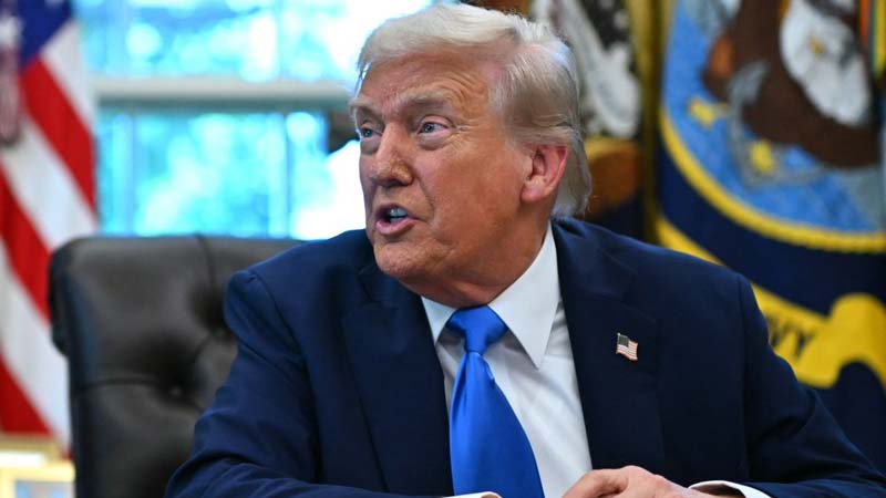 Trump impone aranceles de hasta 100% a medicamentos, muebles y camiones desde octubre
