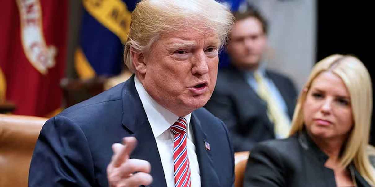 Trump escala conflicto con el Wall Street Journal tras reportaje vinculado a Epstein
