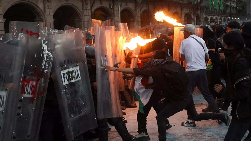 2 de octubre: Protesta pacífica termina en actos vandálicos