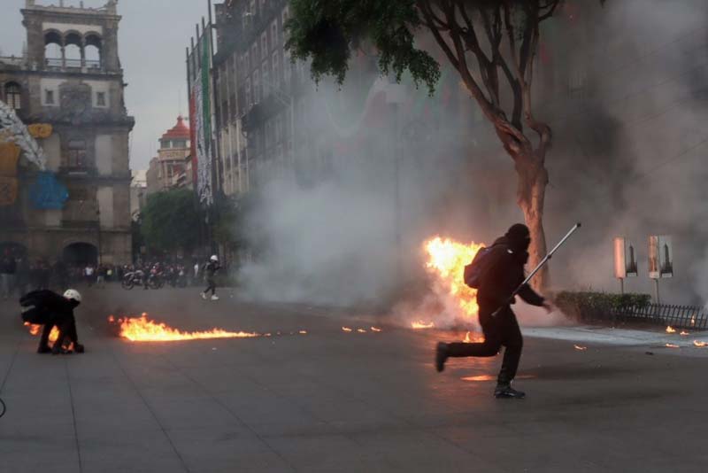 2 de octubre: Protesta pacífica termina en actos vandálicos