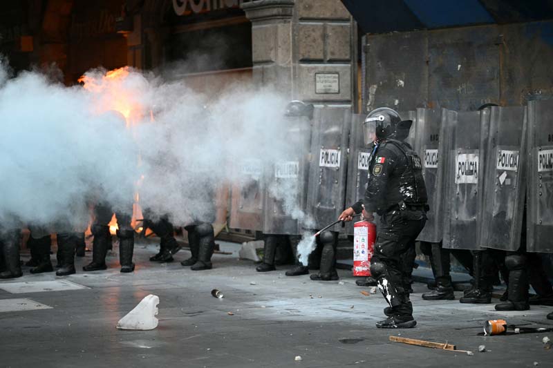 2 de octubre: Protesta pacífica termina en actos vandálicos