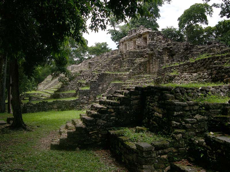 Zona Arqueológica de Yaxchilán: la asombrosa ciudad maya en la selva de Chiapas accesible por el río Usumacinta