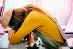 Consejos para evitar los problemas digestivos durante los viajes