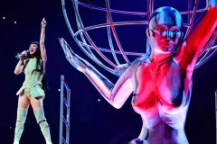 Katy Perry conquista la Ciudad de México con un show pop-punk futurista