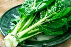 Acelga: el superalimento que potencia la salud del corazón, la vista y ayuda a perder peso