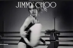 Sydney Sweeney, nueva embajadora de Jimmy Choo, enfrenta críticas por campaña Otoño 2025