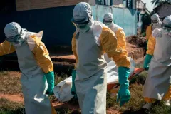 Ébola amenaza con provocar la peor epidemia de la historia
