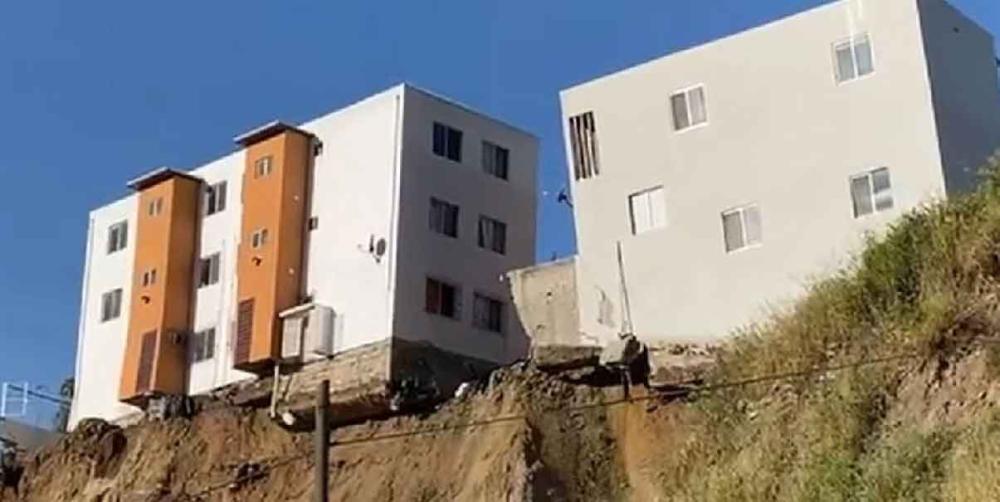 Más de 40 familias obligado a evacuar por edificios a punto del colapso en Tijuana