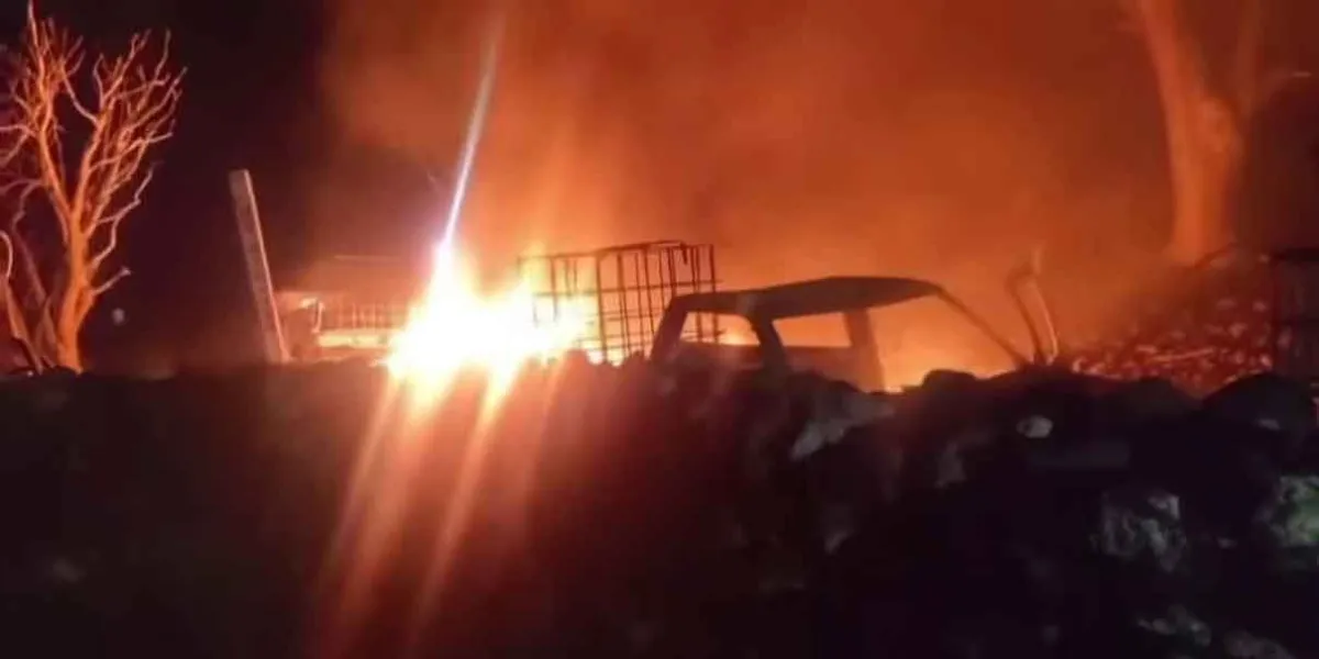 Incendio por huachicoleo en Hidalgo deja dos muertos y diez heridos