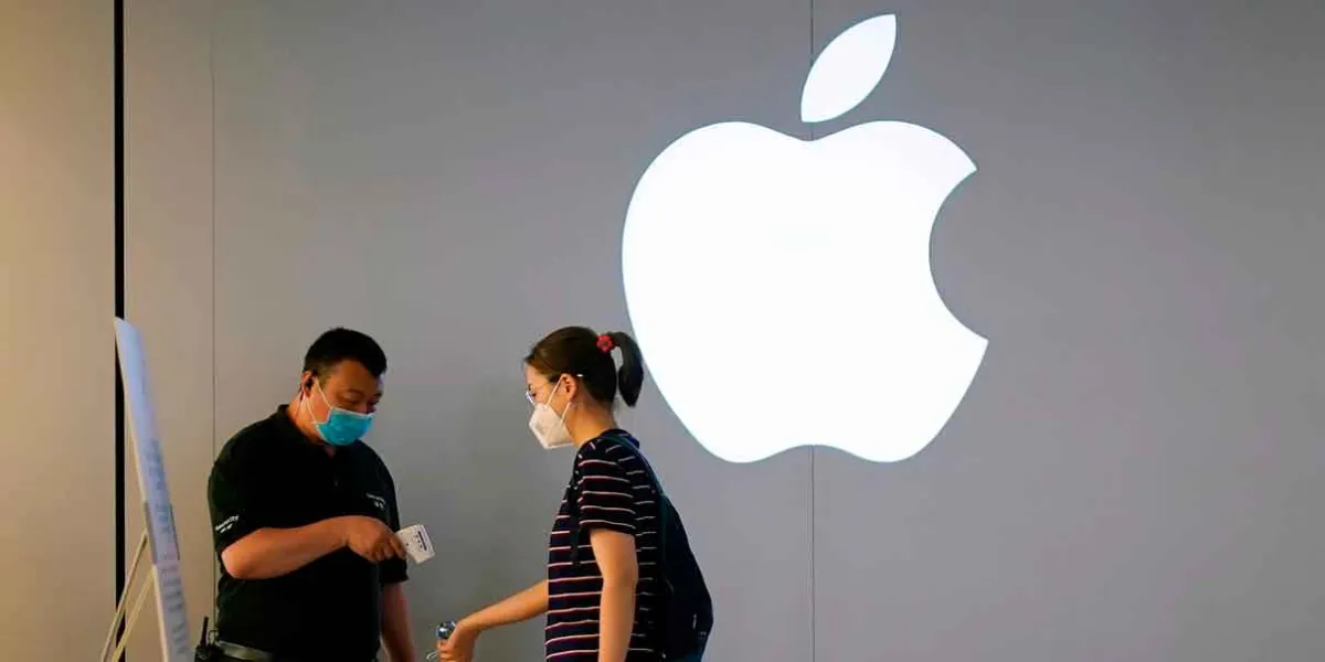 Trump dobla a Apple y compromete 600 mil mdd para fabricar su celular en EE.UU. y evita aranceles 