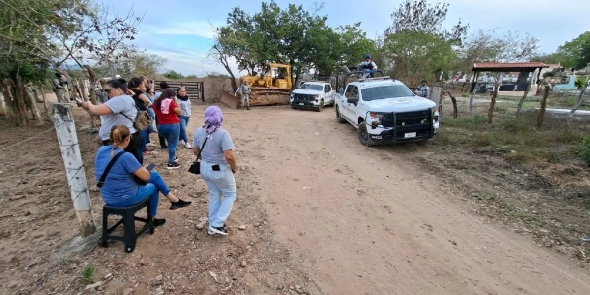 Confirman identidad de ingeniero y obrero rescatados de fosa en El Verde