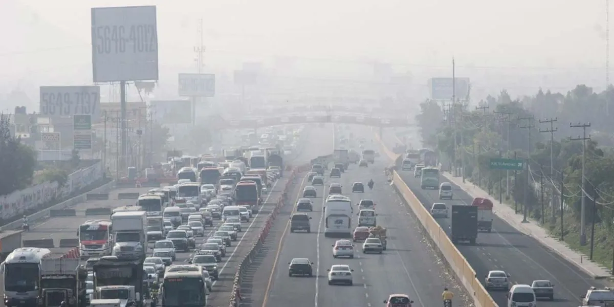 Por contingencia, el DOBLE Hoy No Circula continúa este martes