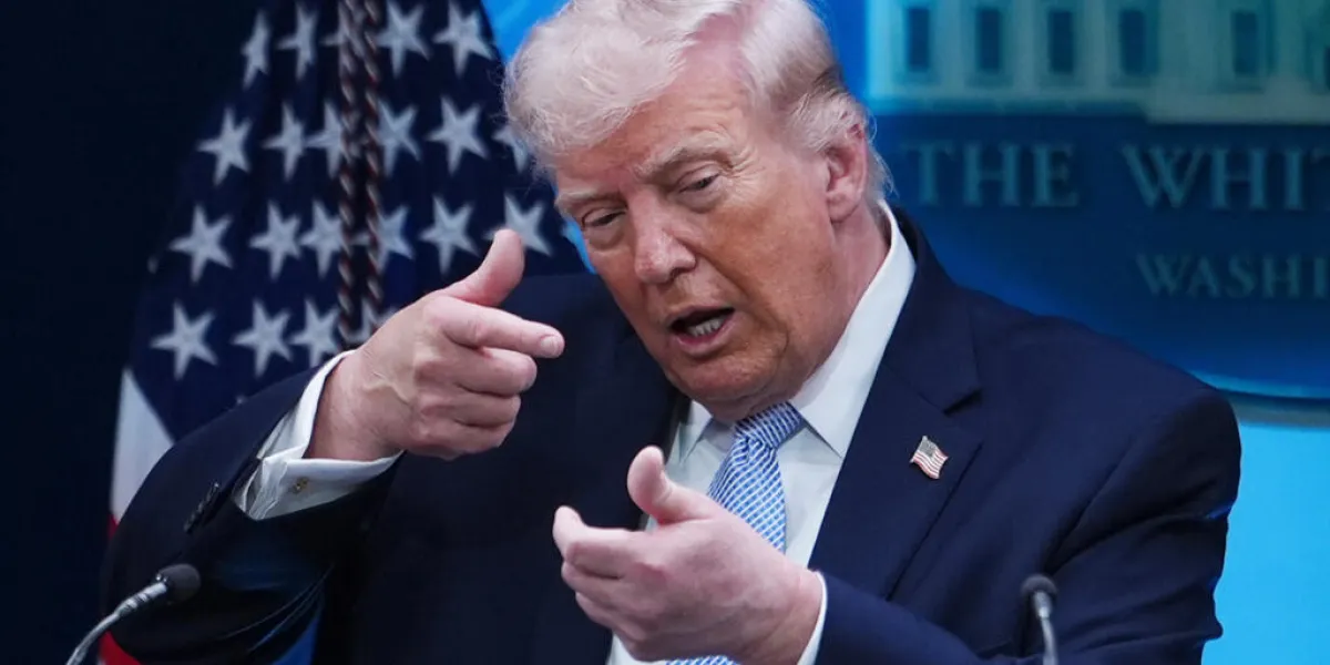 Trump lanza ultimátum a Irán, amenaza con destruir su infraestructura si fracasan las negociaciones