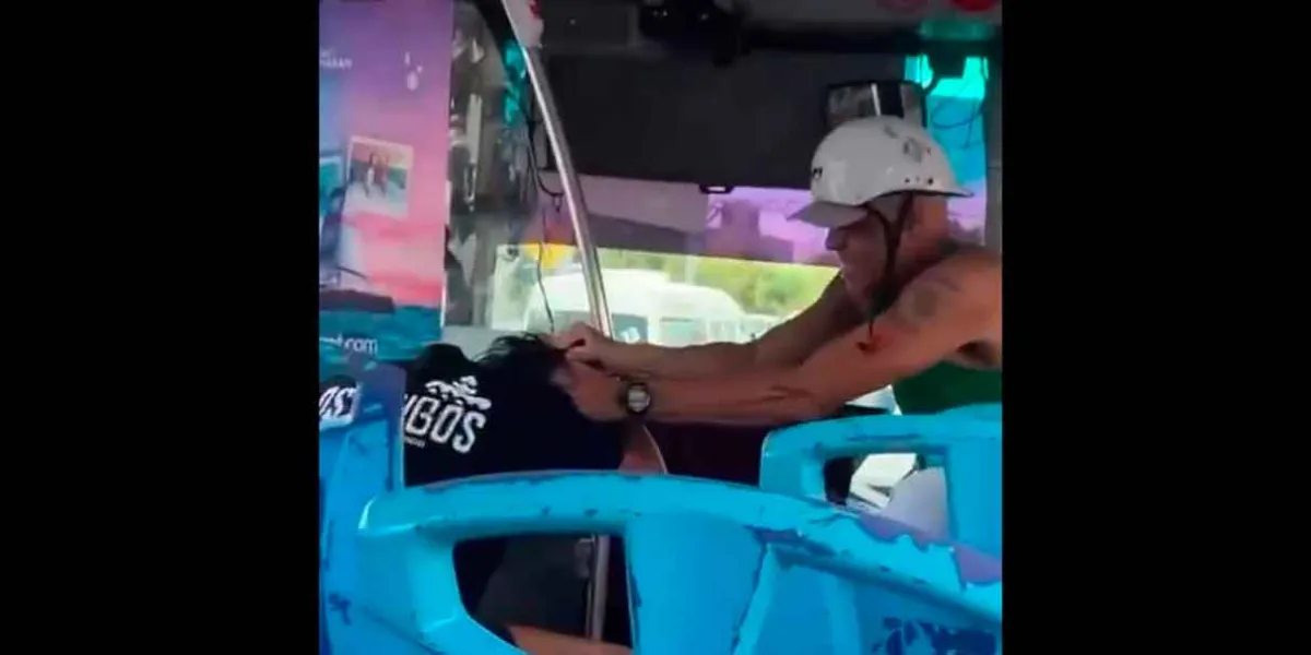 Video brutal: hombre golpea a su pareja en transporte público y pasajeros le dan golpiza