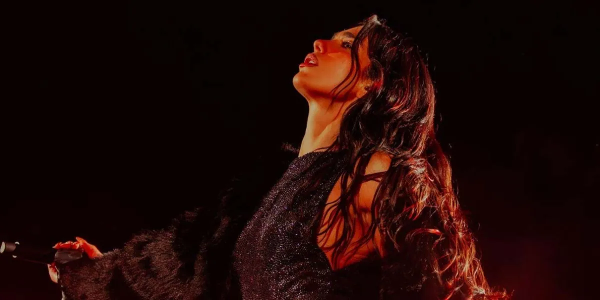 “Live From Mexico”: Dua Lipa lanza álbum en vivo y filme de su show en México