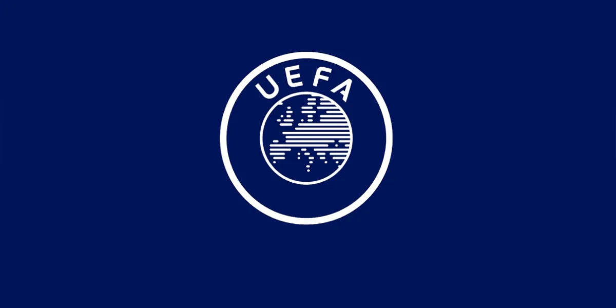 UEFA advierte a Infantino y estudia acciones legales por plan de vender la Copa Mundial