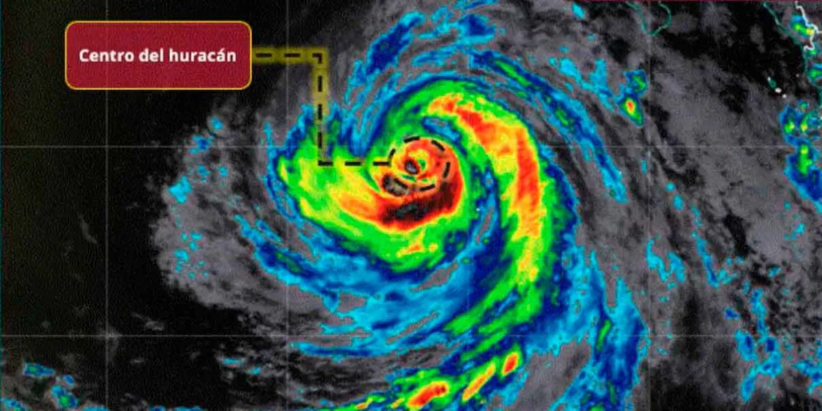 Huracán Marie sigue en categoría 2 y se aleja de México