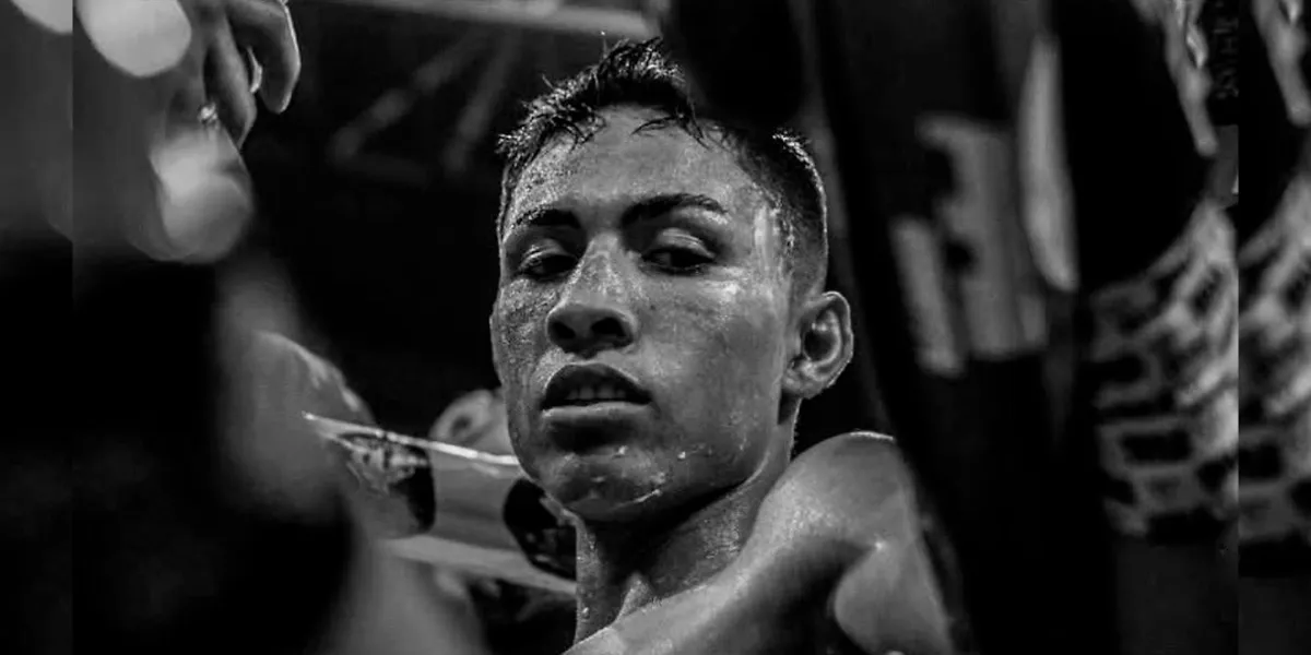Muere el boxeador Arturo “Lobito” Torres tras desplomarse en su última pelea. VIDEO