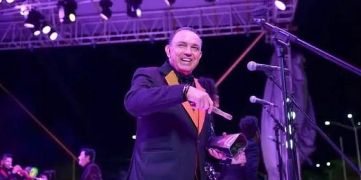 Muere Álvaro Pava a los 65 años, voz original de La Sonora Dinamita y de la icónica versión de "Mil horas"