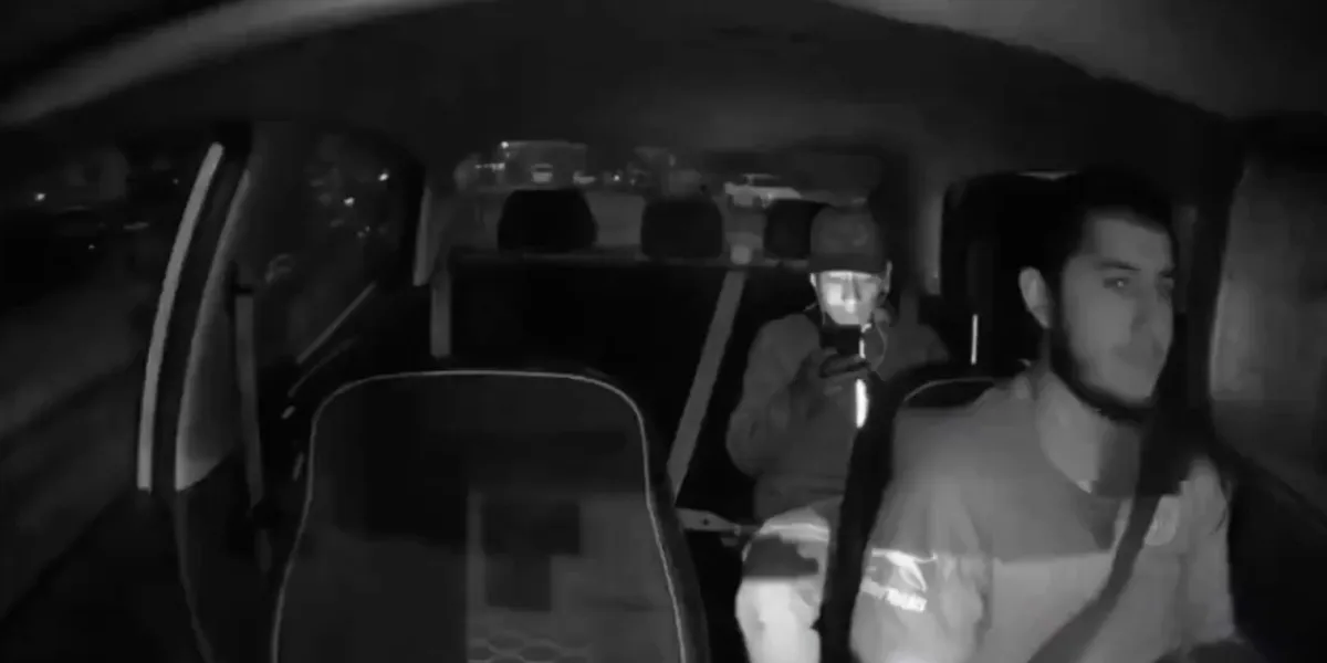 Esposa alerta a chofer de plataforma y evita posible asalto en Puebla