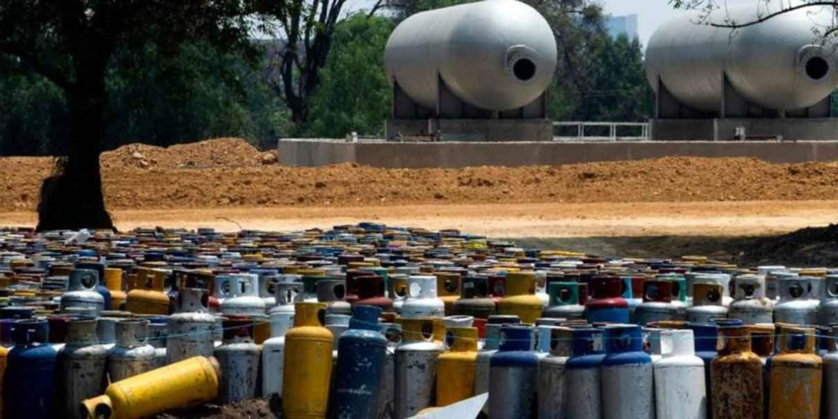 Una “bomba de tiempo” cementerio de tanques de gas en la CDMX
