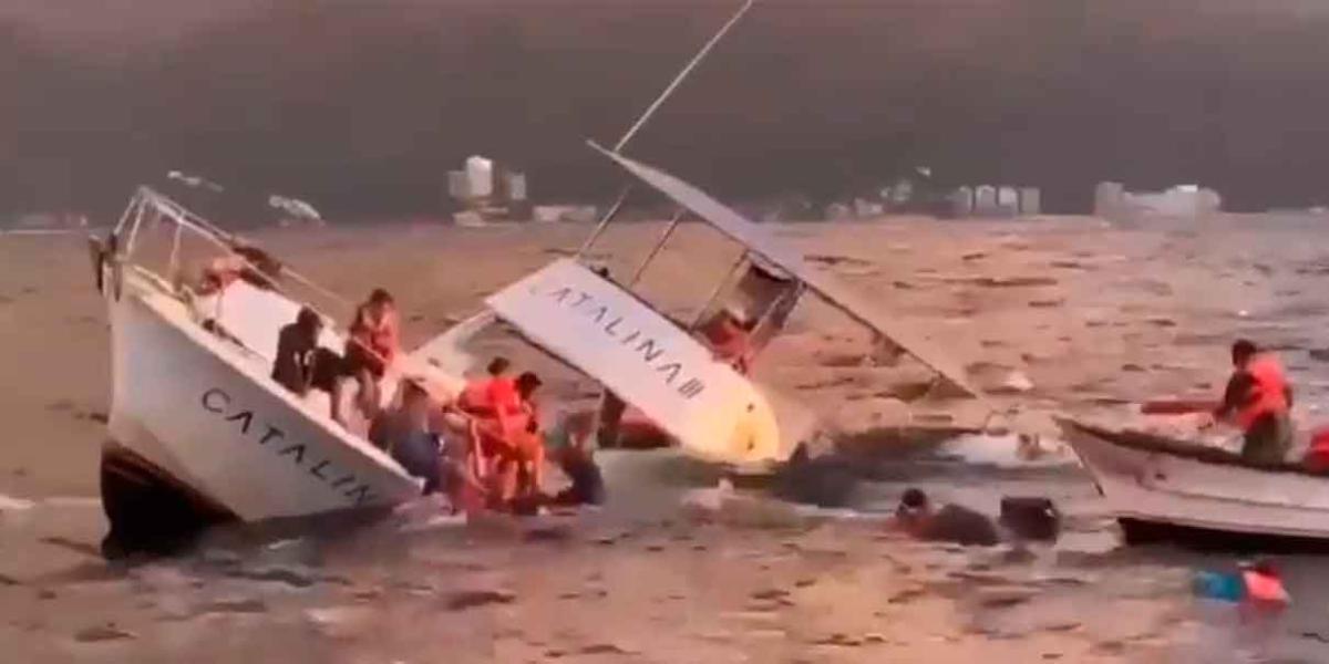 Así rescataron a pasajeros de un Yate que se hundió en Puerto Vallarta