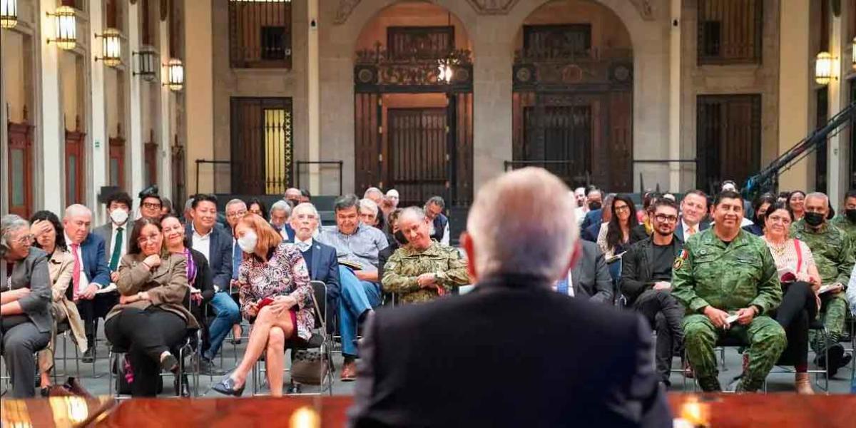 Obrador inicia reuniones para el cierre de su sexenio, la mañanera de AMLO.jpg