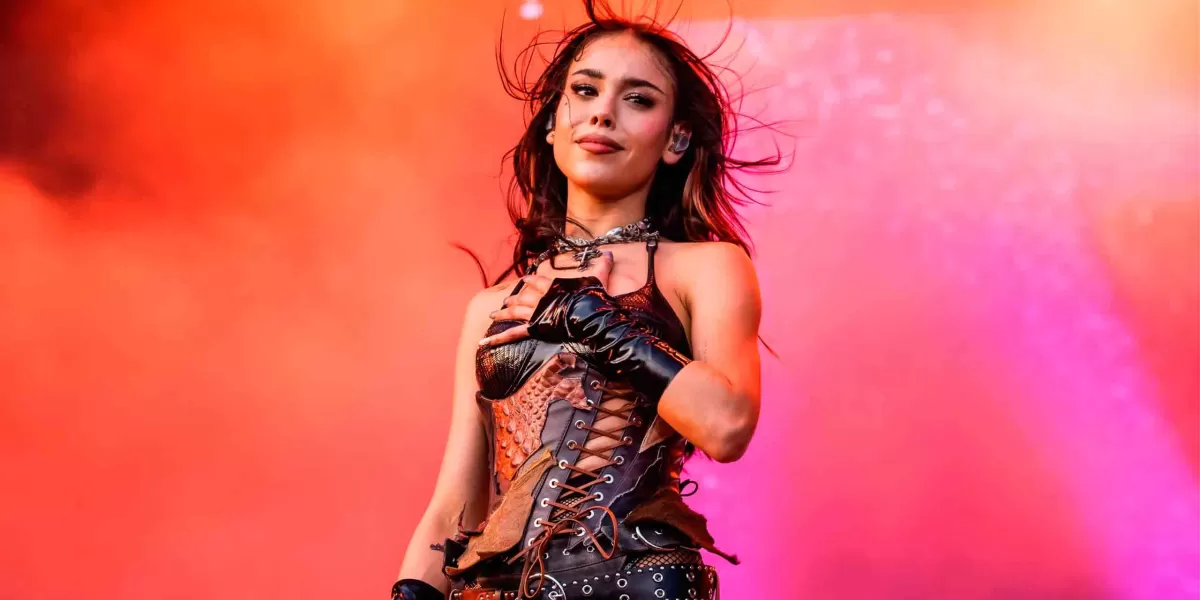 Conquista Danna Paola a España preparando una bebida muy conocida y consumida en México