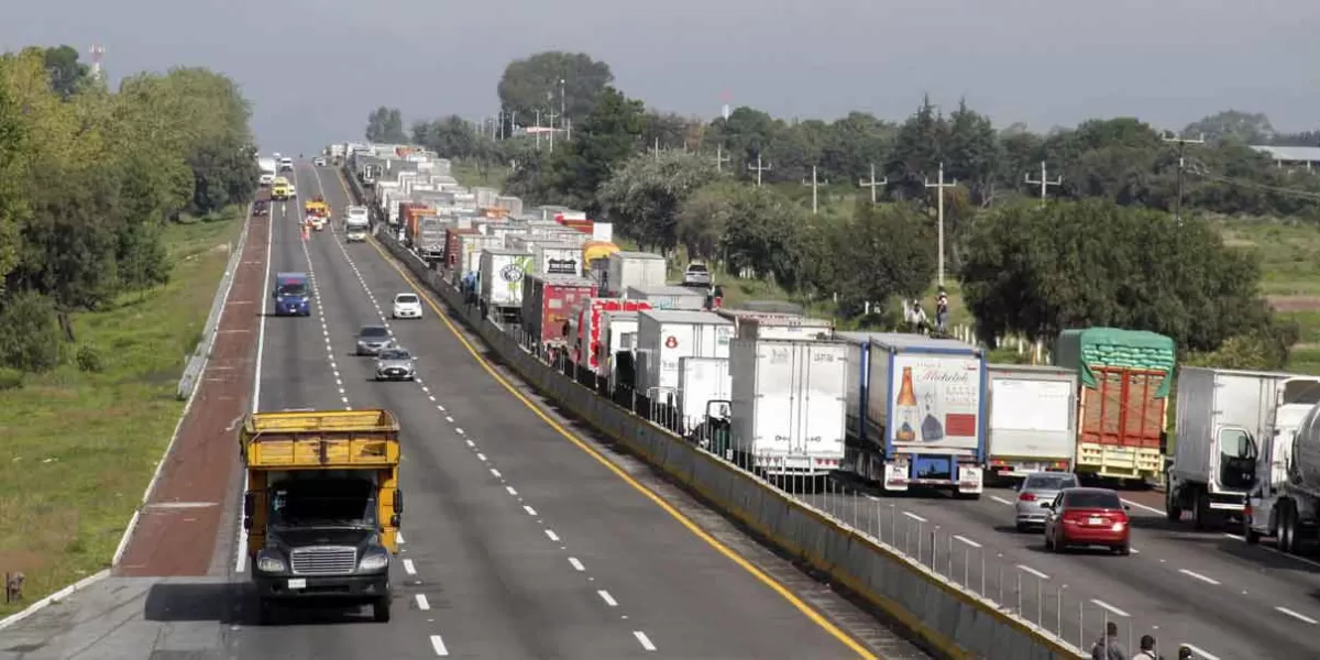 No se pagará más por las tierras de ejidatario de Tlahuapan: AMLO