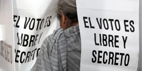 Mérito en la elección de las autoridades, para lograr resultados de excelencia