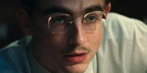 Timothée Chalamet llega a las carteleras con su apuesta: Marty Supremo