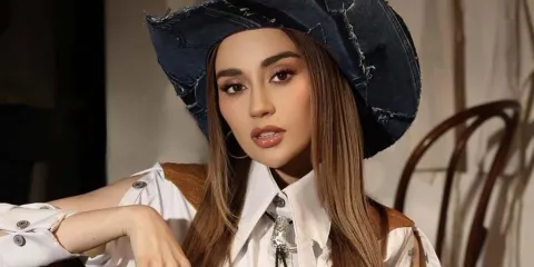 Carolina Ross arrasa con Coleccionando Corazones: el mariachi moderno que conquista México