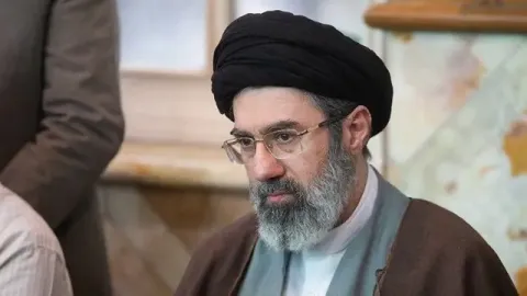 El ascenso del "Guardián": Mojtaba Jamenei es nombrado sucesor de su padre en Teherán