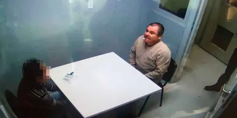 ‘El Chapo’ culpa al gobierno de México de sus crímenes y exige su extradición 