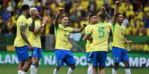 <table class="table"> <thead><tr><td><h4 class="text-dark">Lo de Hoy Noticias te recomienda leer:</h4></td></tr></thead> <tbody><tr><td><h5><a href="https://lodehoy.com.mx/en-juego/2026/09/10/33914/jornada-1-de-la-champions-league-2026-goleadores-y-resultados">Jornada 1 de la Champions League 2026: Goleadores y resultados</a></h5></td></tr><tr><td><h5><a href="https://lodehoy.com.mx/en-juego/2026/09/10/33916/tigres-sorprende-en-el-cierre-del-mercado-con-guillermo-martinez-y">Tigres sorprende en el cierre de