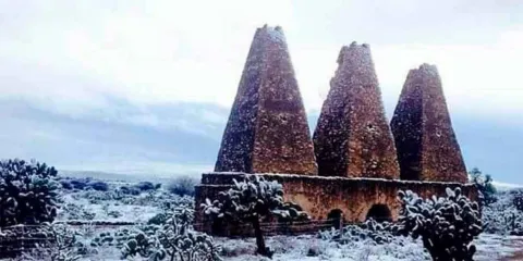 Mineral de Pozos: la ruta para conocer sus hornos del siglo XVI